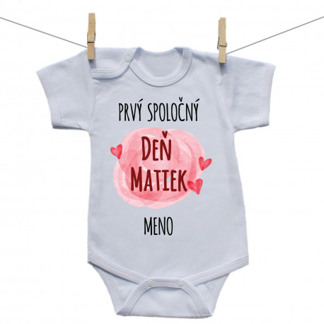 Body s krátkym rukávom Prvý spoločný Deň matiek s menom dieťatka