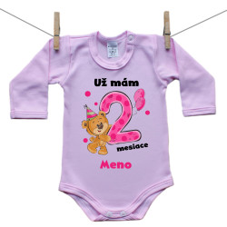 Ružové body s dlhým rukávom Už mám 2 mesiace s Medvedíkom a menom dieťatka Dievča