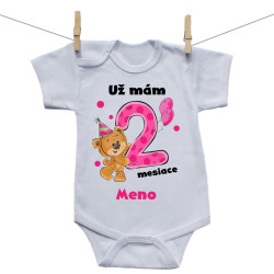 Body s krátkym rukávom Už mám 2 mesiace s Medvedíkom a menom dieťatka Dievča