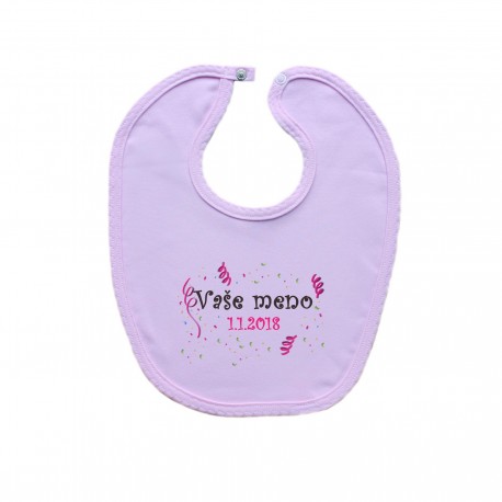 Podbradník na zapínanie (ružový) s menom dieťaťa a dátumom Dievča